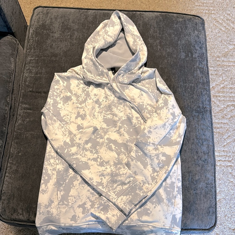 Lululemon size small hoodie in white and gray. Excellent condition.